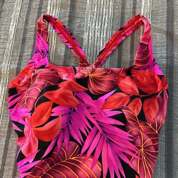 SPEEDO Pink & Black Tropical Ultraback Endurance Swimsuit Size 8 EUC #2494 - Picture 3 of 8